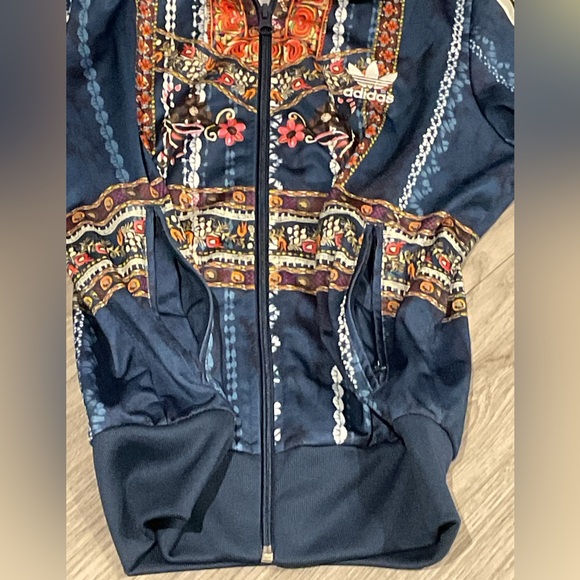 ***Adidas ** Original Women’s Ciranderia Firebird
Track Jacket - Picture 11 of 13